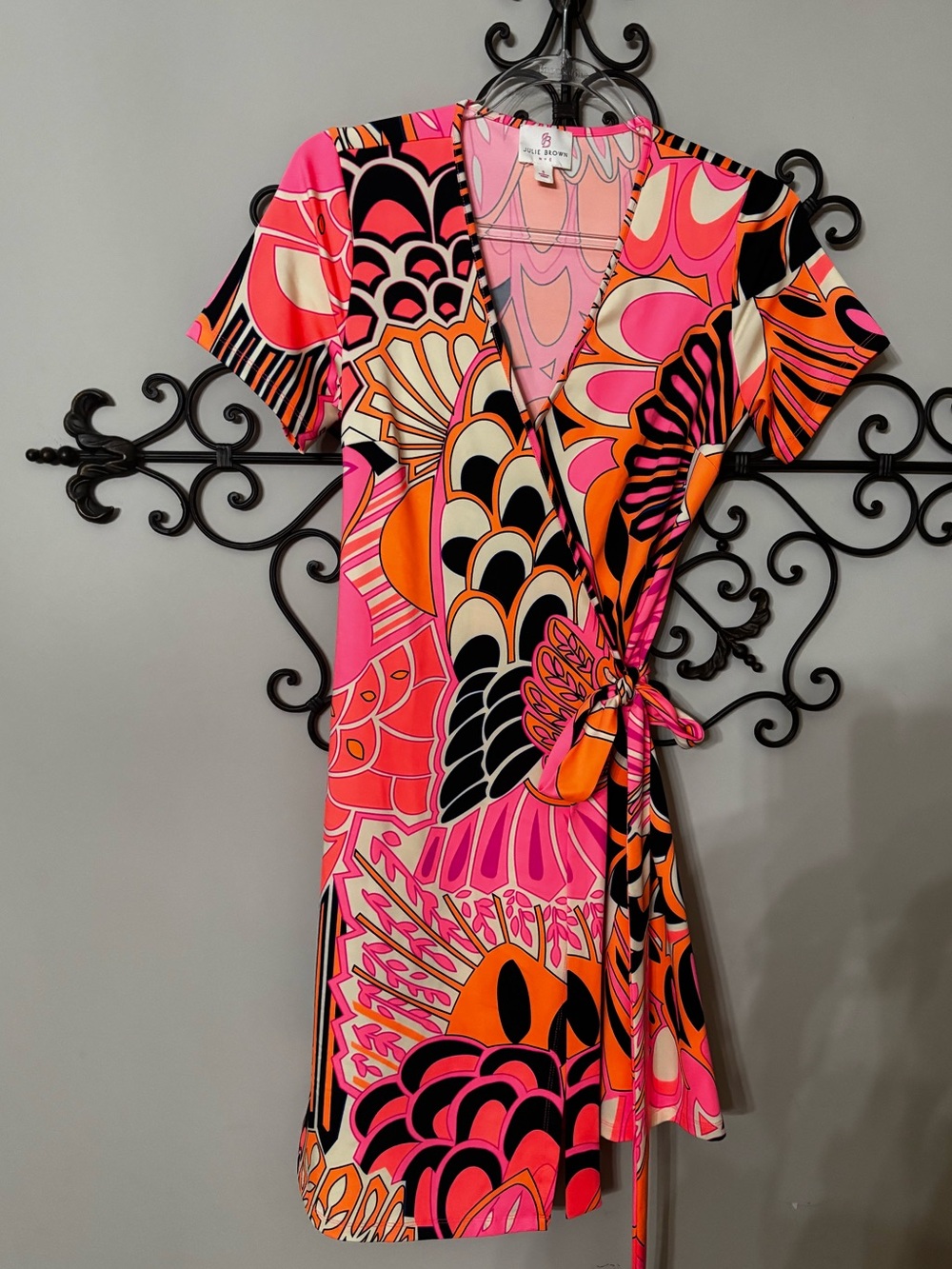 Julie Brown Size small